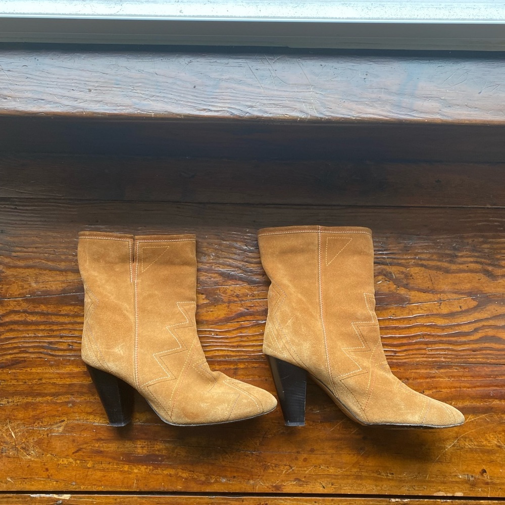 Isabel Marant Darilay Zigzag-Stitched Suede Boots